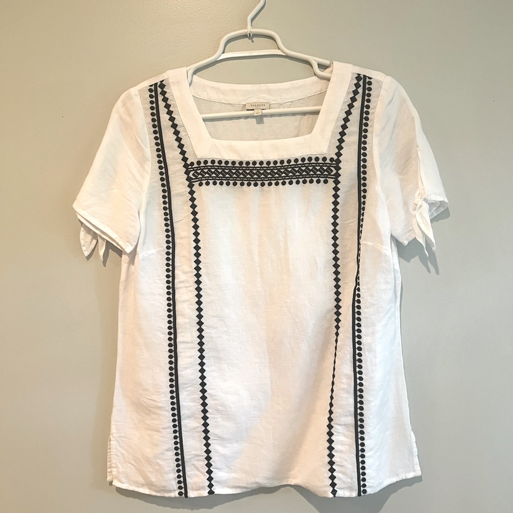 Talbots Lace Detail Black and White short sleeve shirt